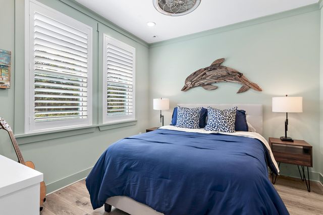 16 Riker Avenue, Santa Rosa Beach, FL 32459