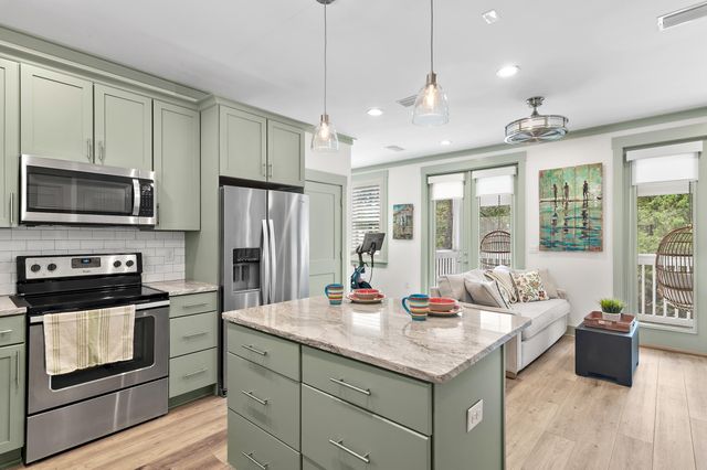 16 Riker Avenue, Santa Rosa Beach, FL 32459