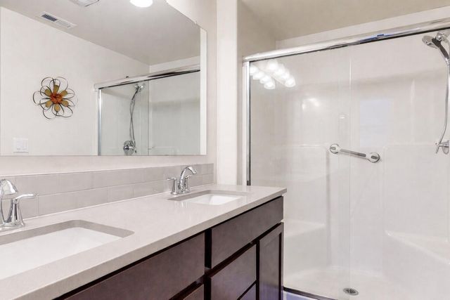 680 McKinney Ranch Road, Sisters, OR 97759