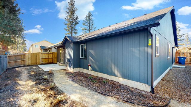 680 McKinney Ranch Road, Sisters, OR 97759