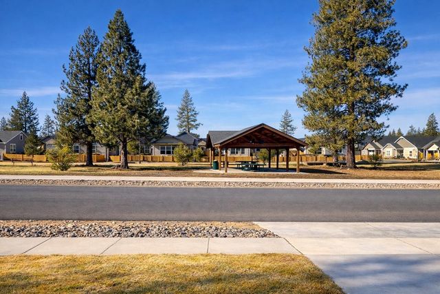 680 McKinney Ranch Road, Sisters, OR 97759