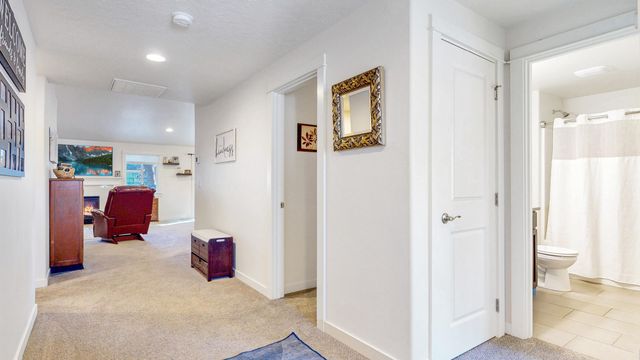 680 McKinney Ranch Road, Sisters, OR 97759