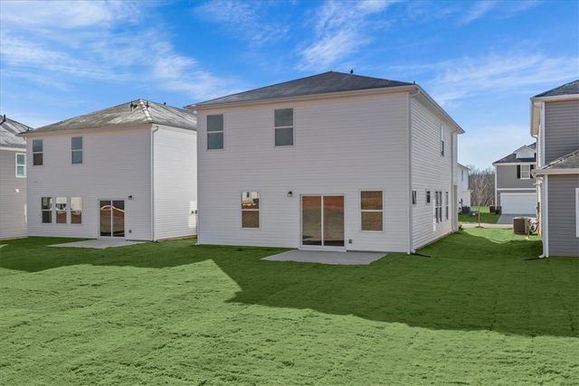 678 Cozy Bluff Road, Spartanburg, SC 29301