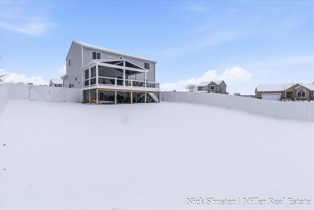 210 Thorn Hill Court, Hastings, MI 49058