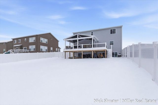 210 Thorn Hill Court, Hastings, MI 49058