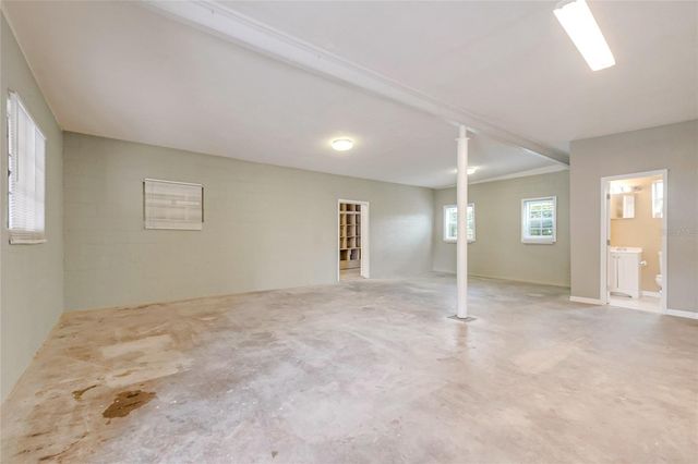910 18TH STREET, Orlando, FL 32805