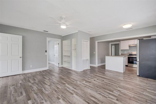 910 18TH STREET, Orlando, FL 32805