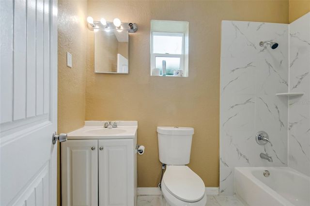 910 18TH STREET, Orlando, FL 32805
