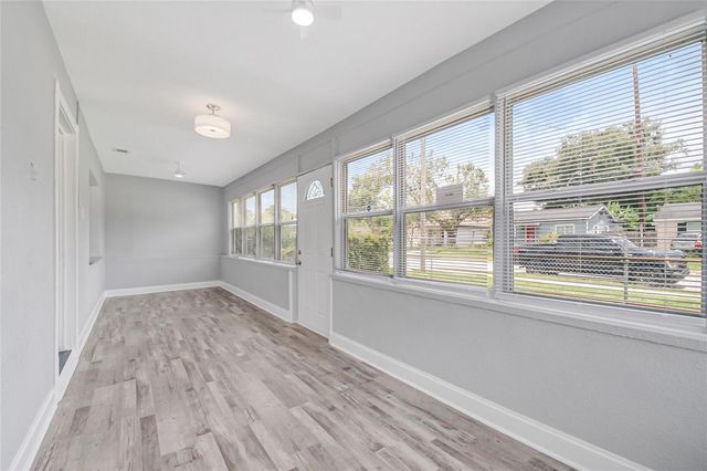 910 18TH STREET, Orlando, FL 32805