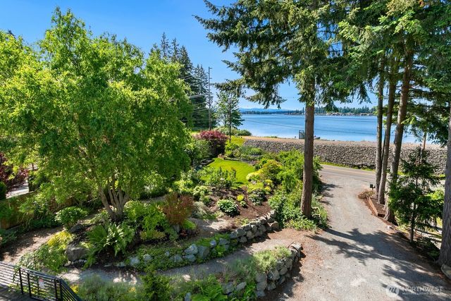 18917 9th Street E, Lake Tapps, WA 98391
