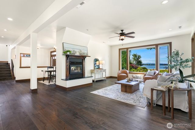 18917 9th Street E, Lake Tapps, WA 98391