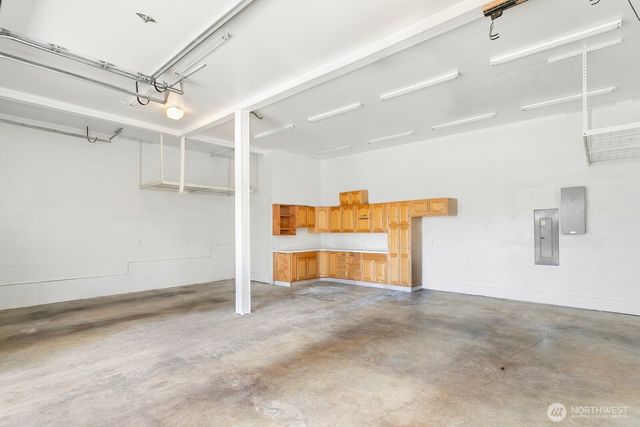 18917 9th Street E, Lake Tapps, WA 98391