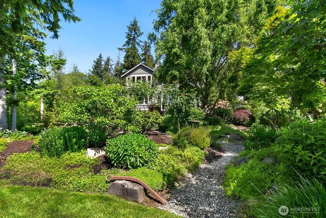 18917 9th Street E, Lake Tapps, WA 98391