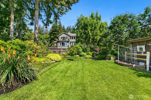18917 9th Street E, Lake Tapps, WA 98391