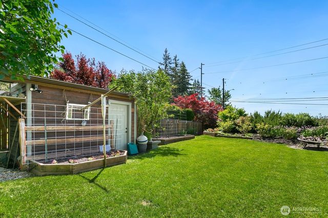 18917 9th Street E, Lake Tapps, WA 98391