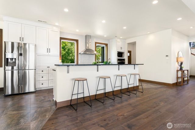 18917 9th Street E, Lake Tapps, WA 98391
