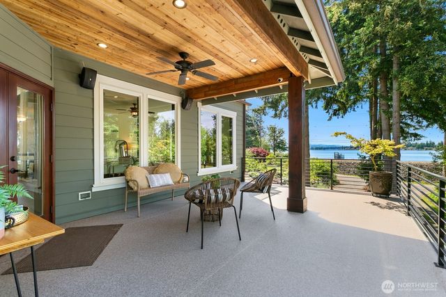 18917 9th Street E, Lake Tapps, WA 98391
