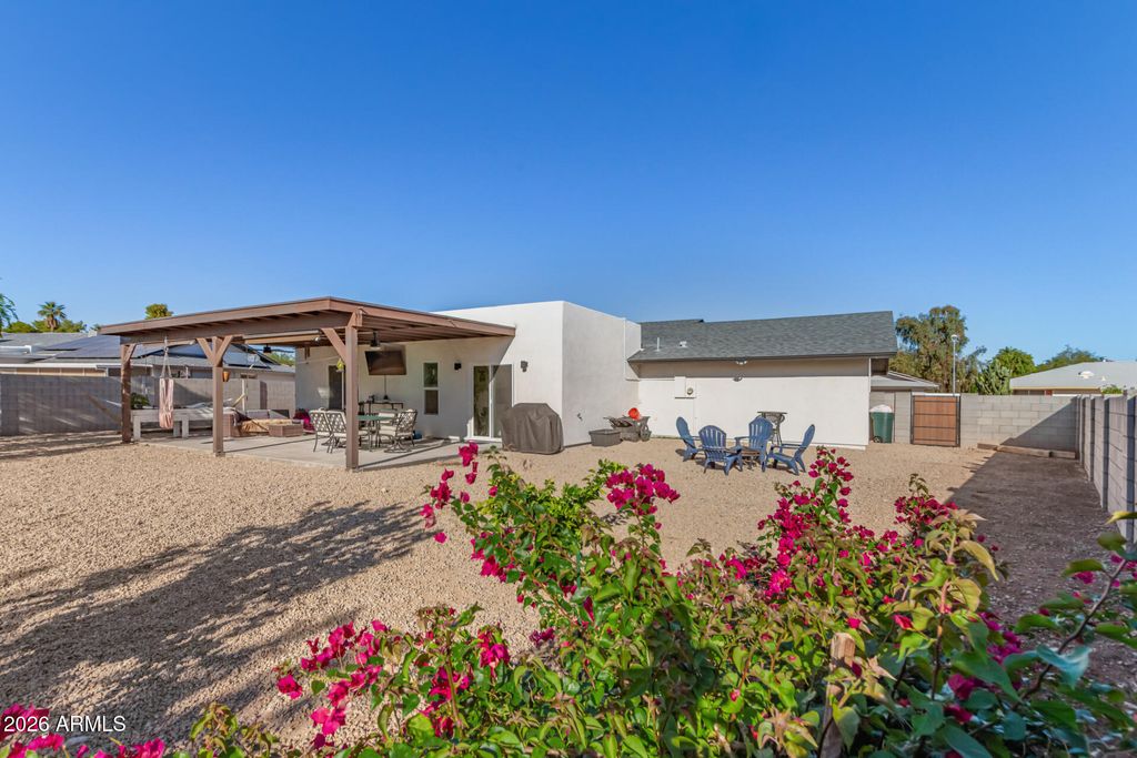 18230 N ORGAN PIPE Drive, Sun City, AZ 85373 — exterior