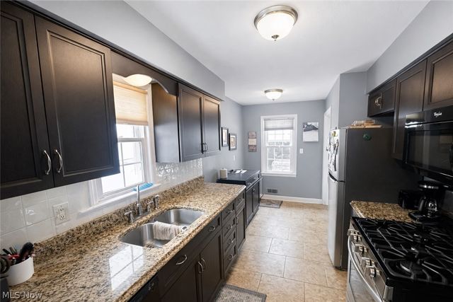 487 Karen Drive, Berea, OH 44017