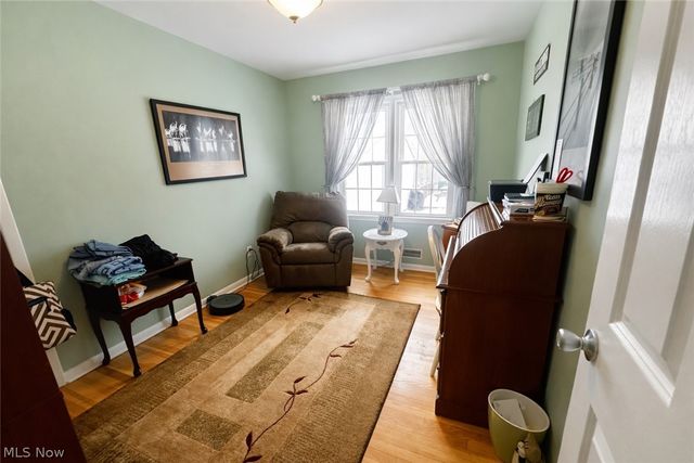 487 Karen Drive, Berea, OH 44017