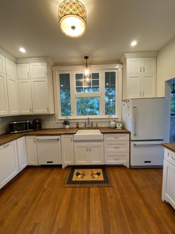 528 E Dorris Avenue, Mountain Grove, MO 65711