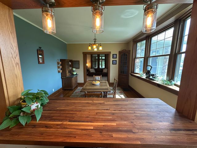 528 E Dorris Avenue, Mountain Grove, MO 65711