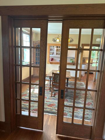 528 E Dorris Avenue, Mountain Grove, MO 65711