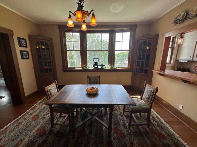 528 E Dorris Avenue, Mountain Grove, MO 65711