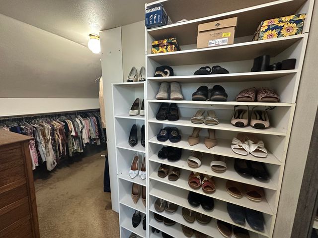 528 E Dorris Avenue, Mountain Grove, MO 65711