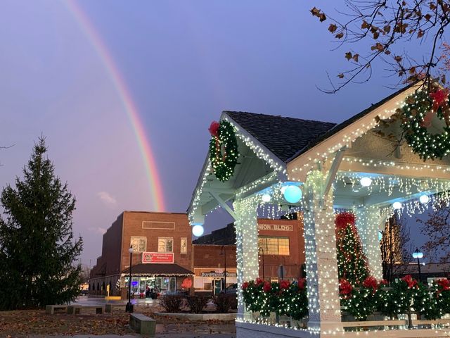 528 E Dorris Avenue, Mountain Grove, MO 65711