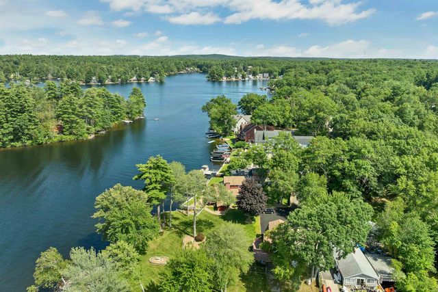 93 Conleys Grove Road, Derry, NH 03038