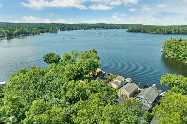 93 Conleys Grove Road, Derry, NH 03038