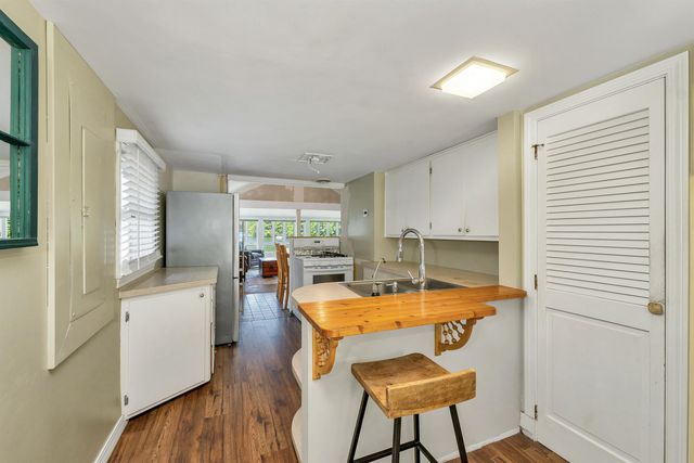 93 Conleys Grove Road, Derry, NH 03038