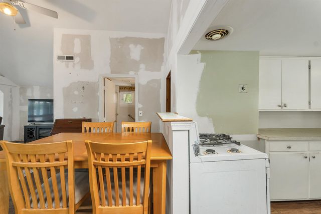 93 Conleys Grove Road, Derry, NH 03038