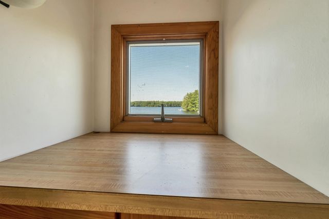 93 Conleys Grove Road, Derry, NH 03038