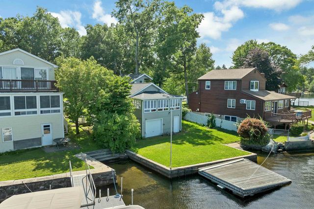 93 Conleys Grove Road, Derry, NH 03038