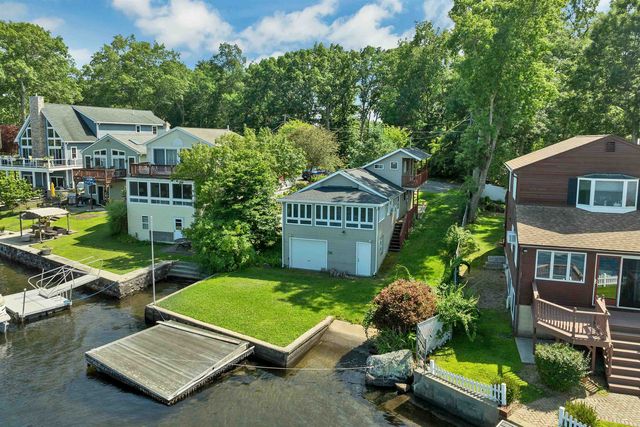 93 Conleys Grove Road, Derry, NH 03038