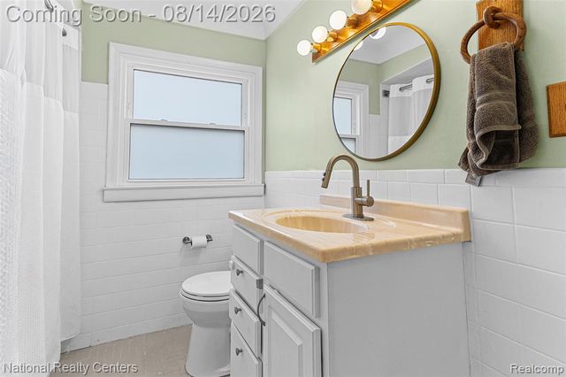 31890 Dohany Drive, Farmington, MI 48336