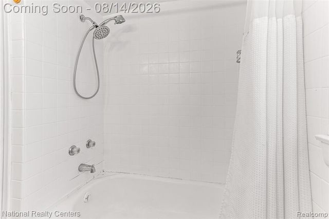 31890 Dohany Drive, Farmington, MI 48336