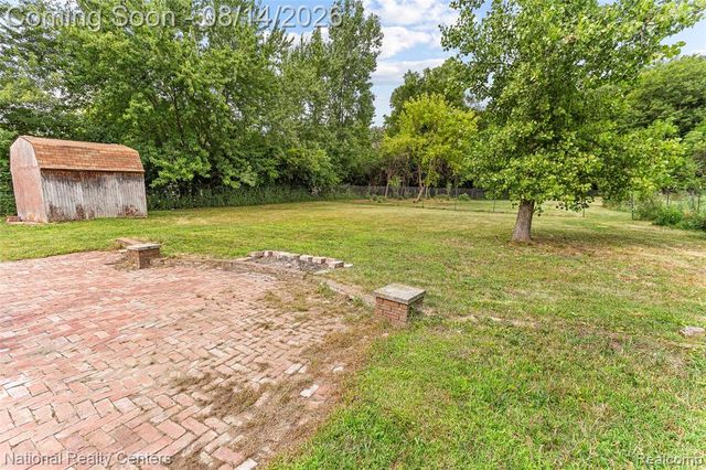 31890 Dohany Drive, Farmington, MI 48336