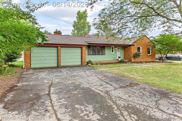 31890 Dohany Drive, Farmington, MI 48336