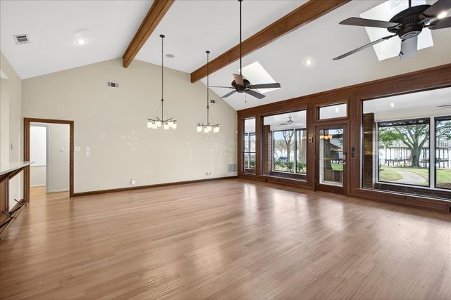 108 Carribean Circle, Mabank, TX 75156