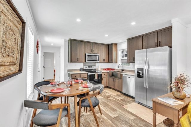 2 Fourth Ave., Ware, MA 01082