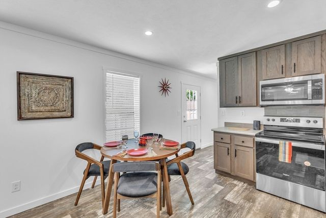 2 Fourth Ave., Ware, MA 01082