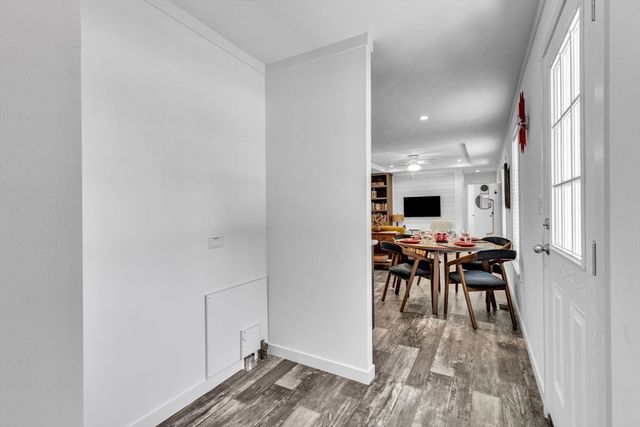 2 Fourth Ave., Ware, MA 01082