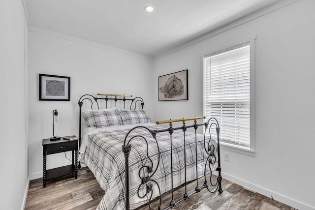 2 Fourth Ave., Ware, MA 01082