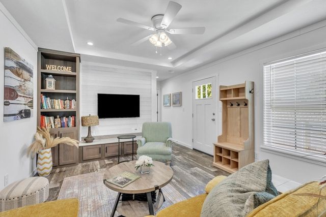 2 Fourth Ave., Ware, MA 01082