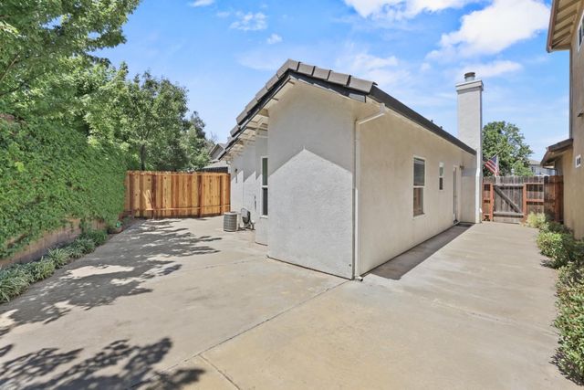 1600 Cowens Ln, Lodi, CA 95242