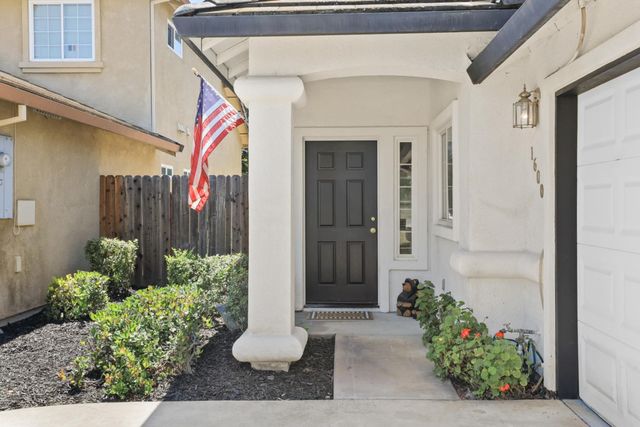 1600 Cowens Ln, Lodi, CA 95242