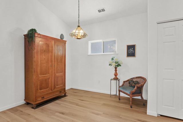 1600 Cowens Ln, Lodi, CA 95242